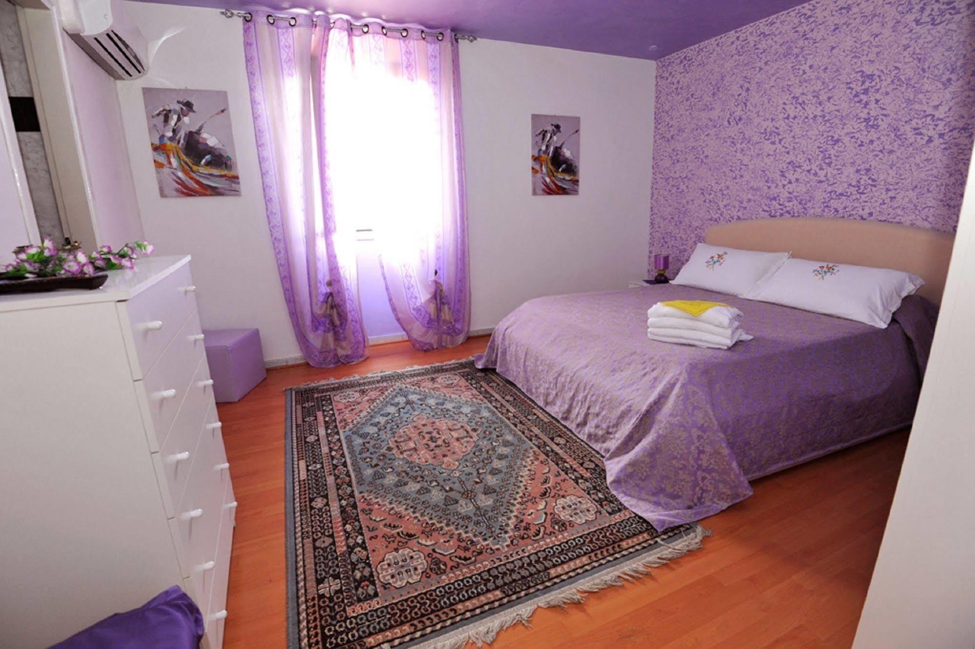 Palazzo Rosa Bed & Breakfast Frosinone Exterior photo